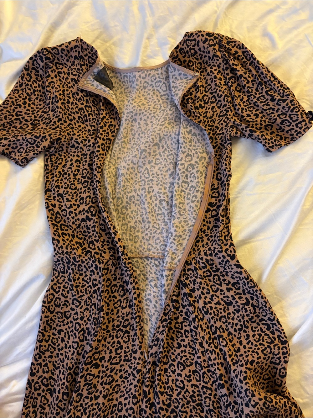 Reformation Women’s Tan and Black Leopard Print Mini Dress Size 6 - Picture 6 of 9